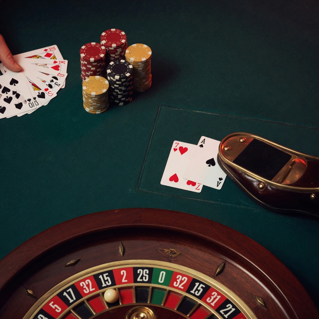 Poker, Blackjack ve Rulet Karşılaştırması Poker, Blackjack ve Rulet Karşılaştırması