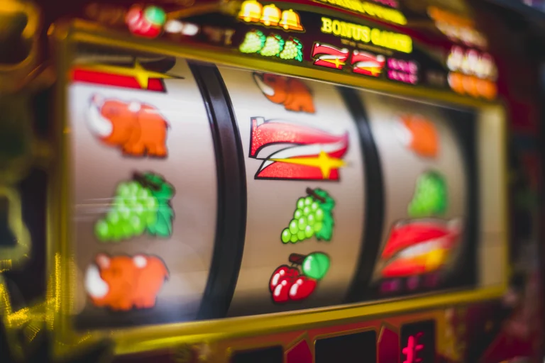 5 Strategies for Winning at Slots: Myths and Reality